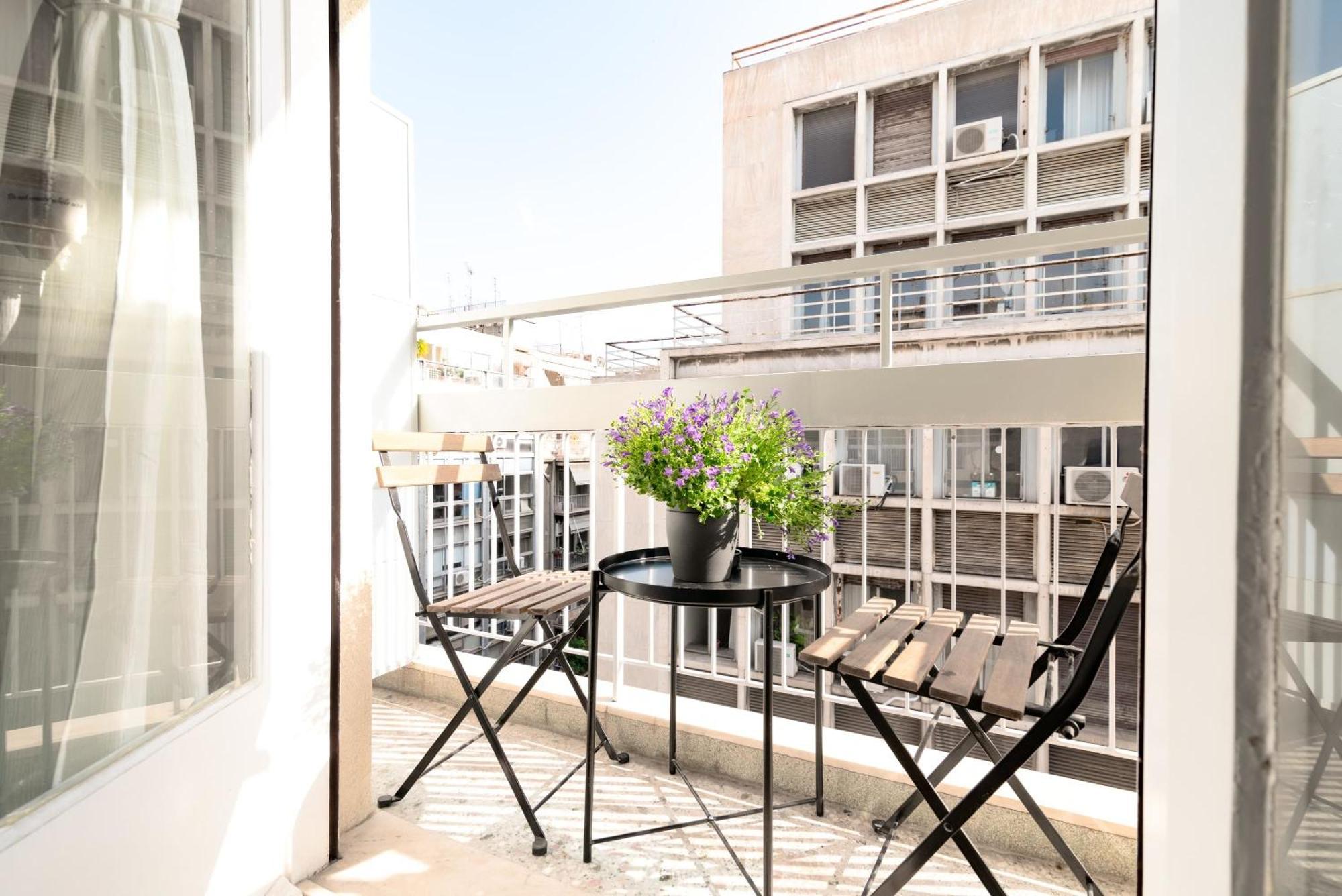 Apartamento Exarchia Artistic Getaway For Groups Atenas Exterior foto